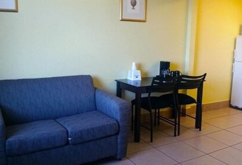 ホテル Americas Best Value Inn And Suites Groves