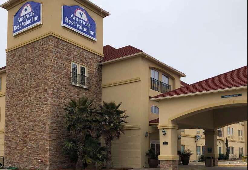 Отель Americas Best Value Inn   Gun Barrel City