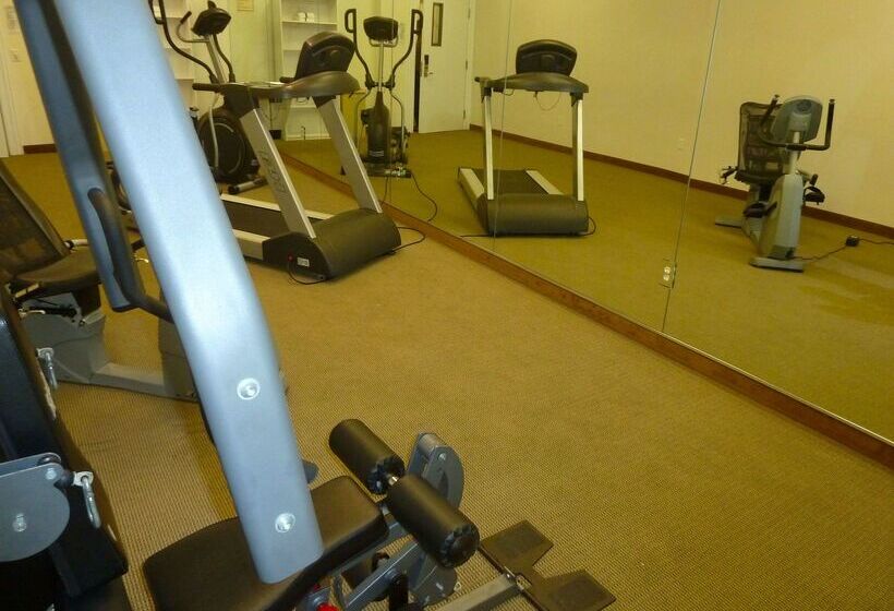 Отель Americas Best Value Inn   Gun Barrel City