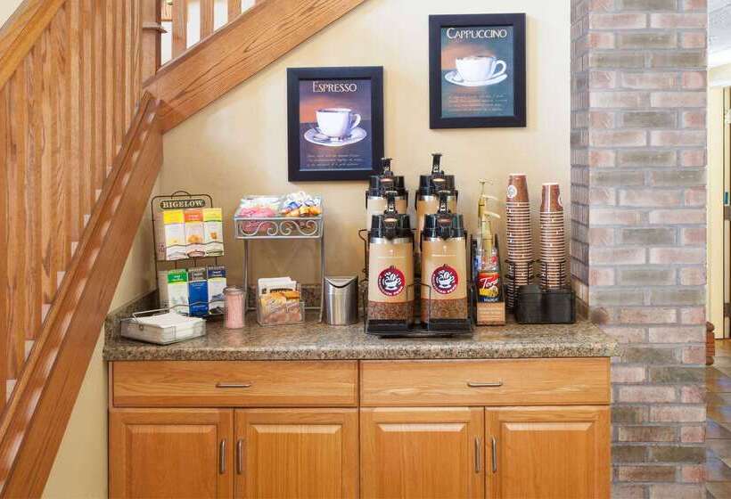 בית מלון כפרי Americinn By Wyndham Greenville