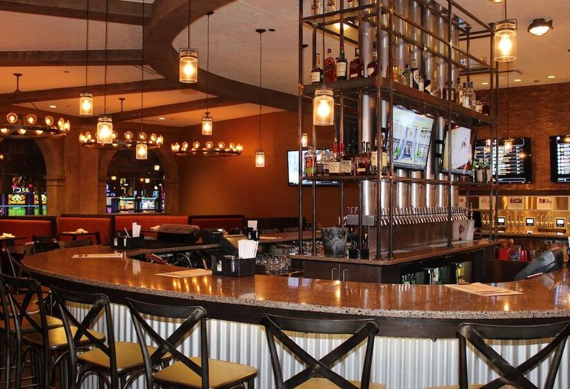 فندق Argosy Casino &