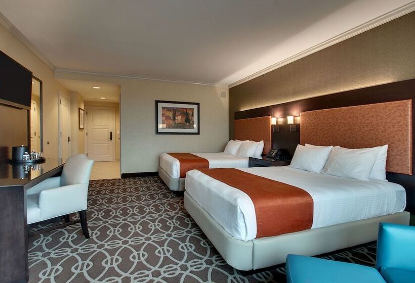 فندق Argosy Casino &