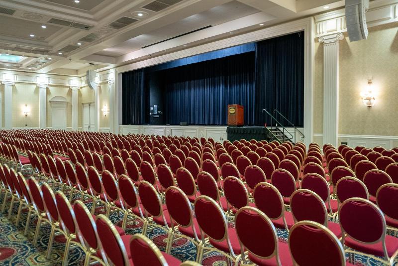 Отель Bally S Dover