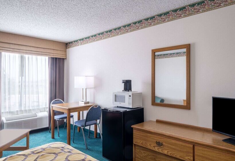 فندق Baymont By Wyndham Limon