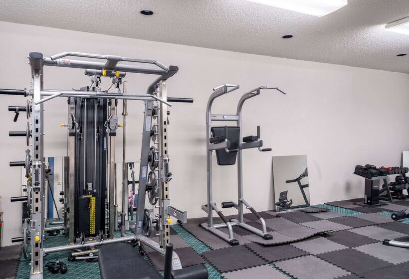 فندق Baymont By Wyndham Limon