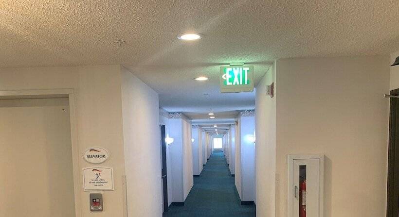 فندق Baymont By Wyndham Limon