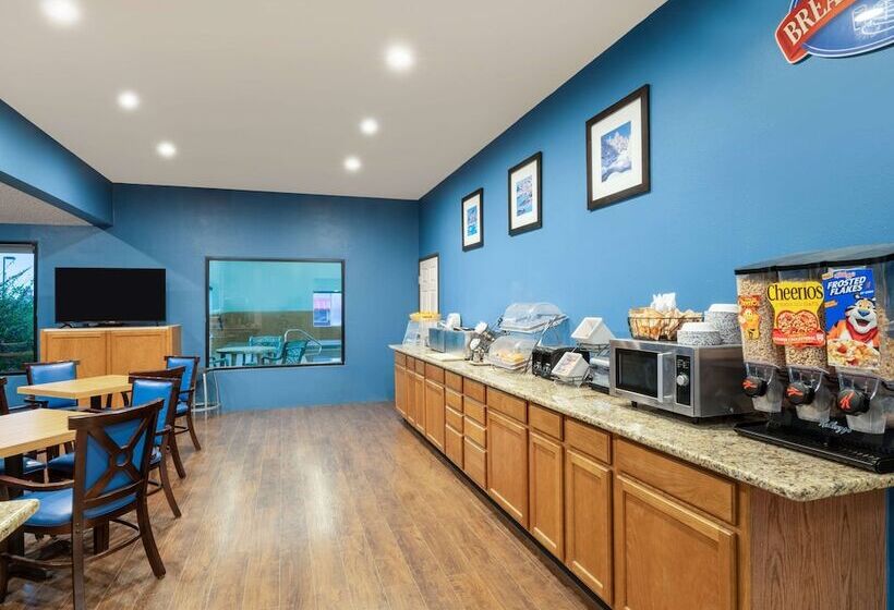 فندق Baymont By Wyndham Limon