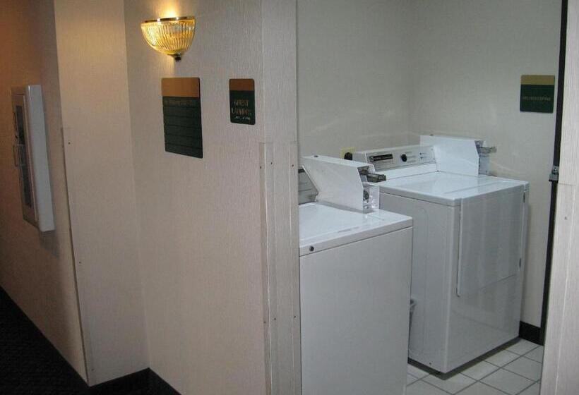 فندق Baymont By Wyndham Limon