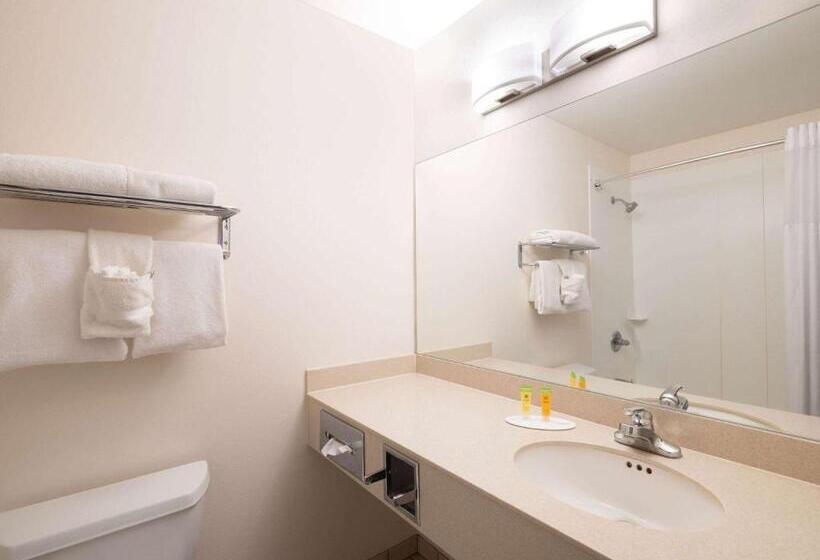 فندق Baymont By Wyndham Limon