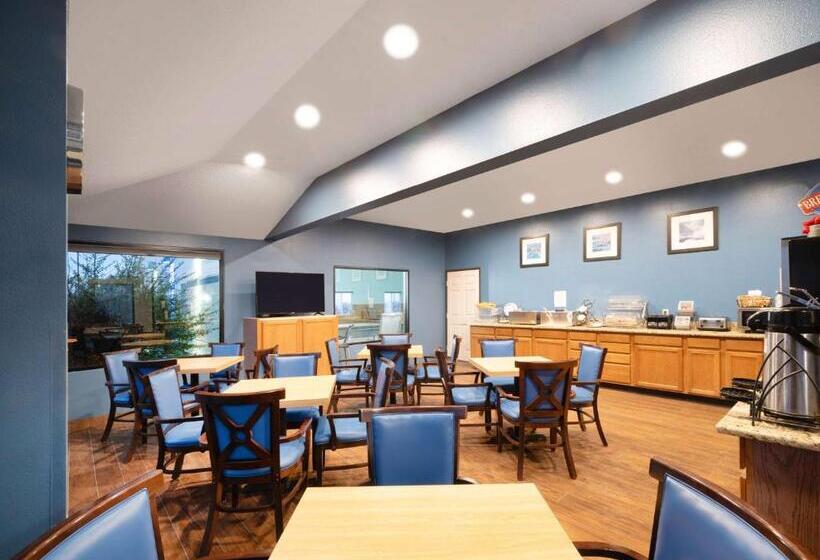 فندق Baymont By Wyndham Limon