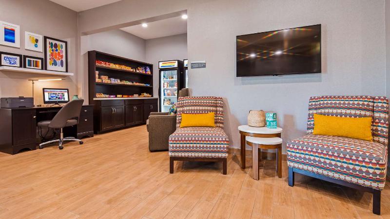 בית מלון כפרי Best Western Ingleside Inn & Suites