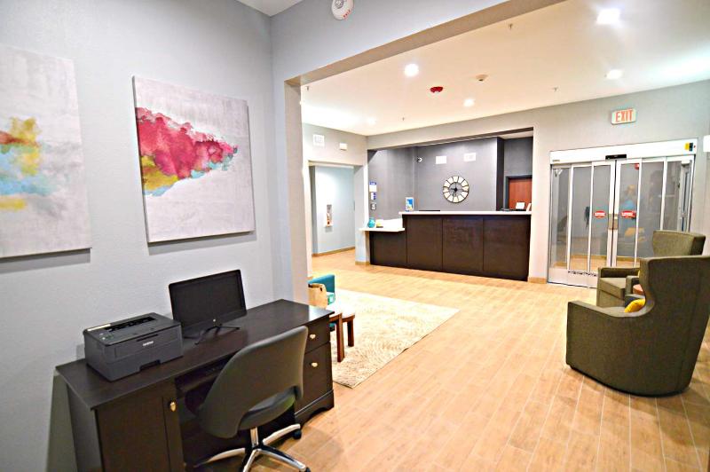 בית מלון כפרי Best Western Ingleside Inn & Suites