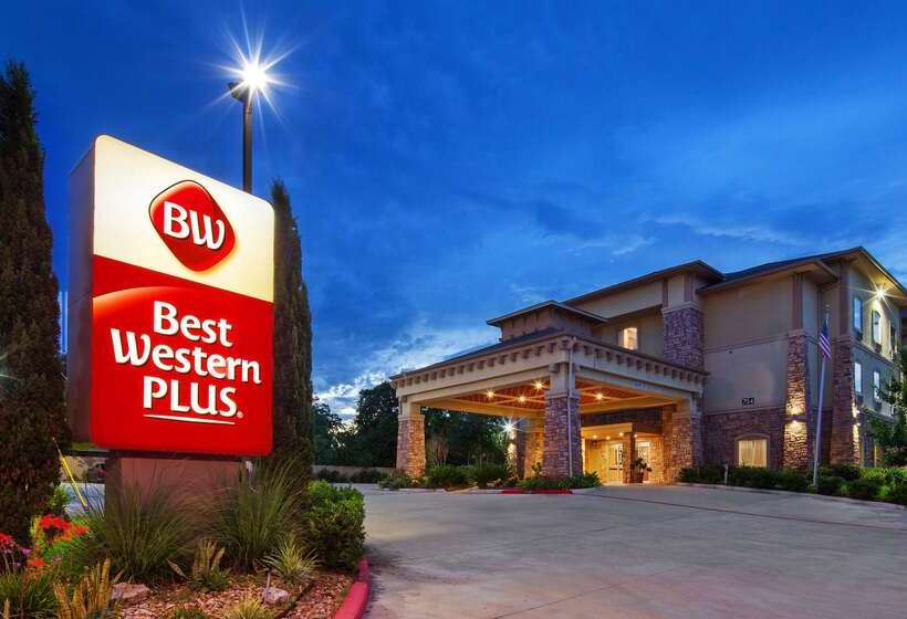 Отель Best Western Plus Goliad Inn & Suites