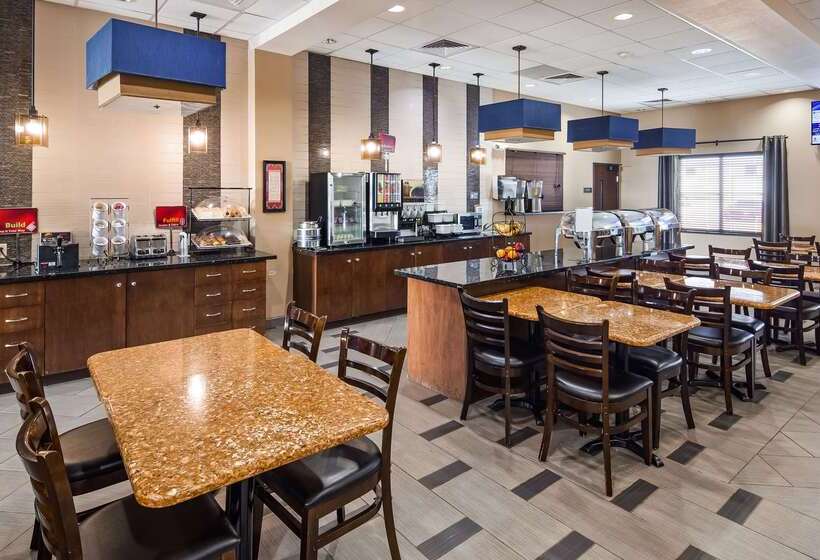 Best Western Plus Williston Hotel & Suites