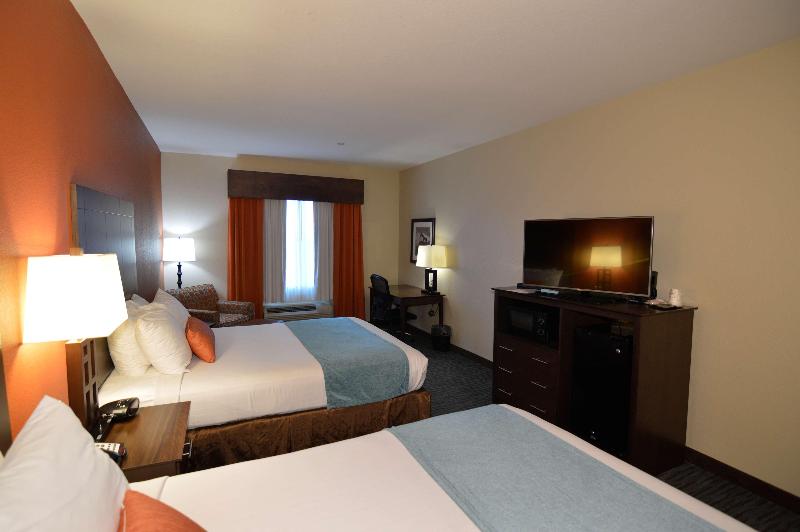 Best Western Plus Williston Hotel & Suites
