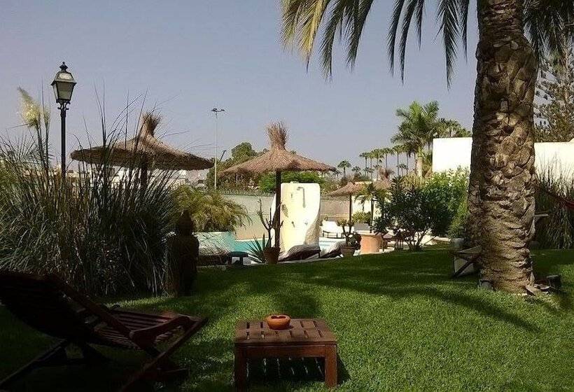 Birdcage Gay Men Resort and Lifestyle