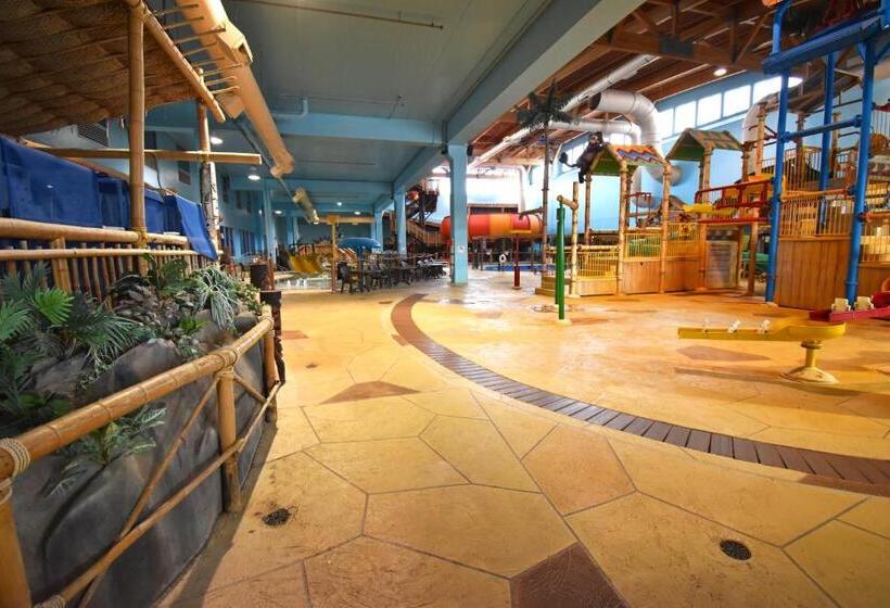 בית מלון כפרי Canad Inns Destination Center Grand Forks