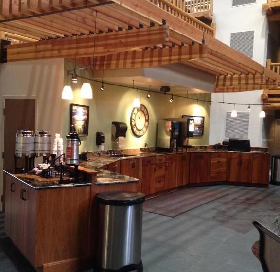 هتل C'mon Inn Missoula