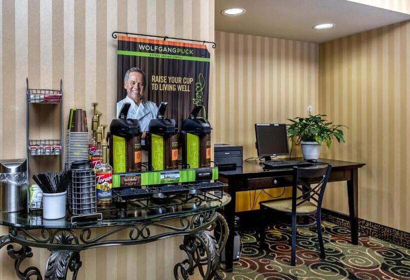 בית מלון כפרי Cobblestone Inn & Suites Vinton, Ia