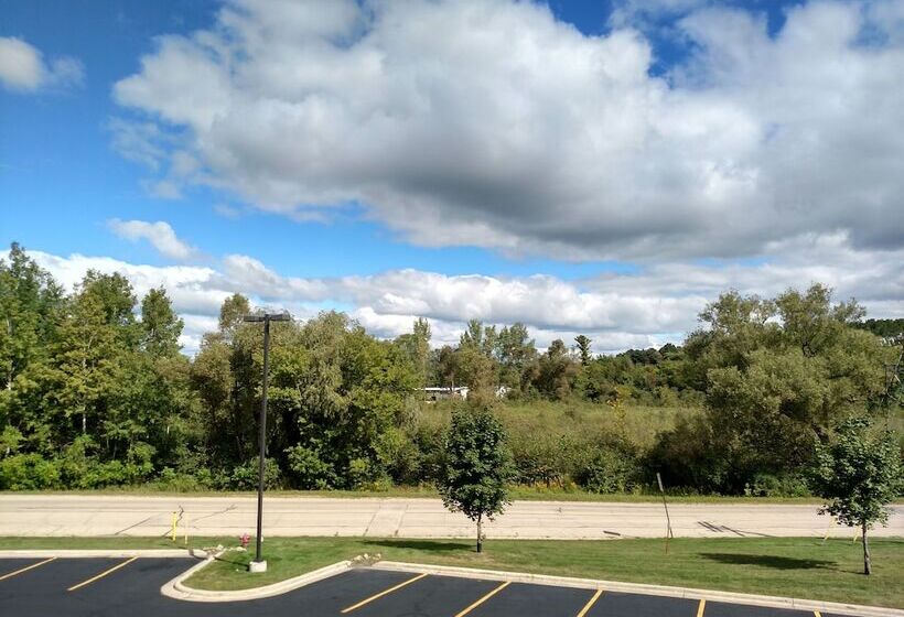فندق Cobblestone Inn & Suites  Clintonville