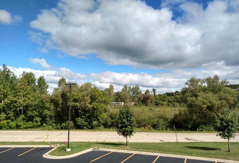 فندق Cobblestone Inn & Suites  Clintonville
