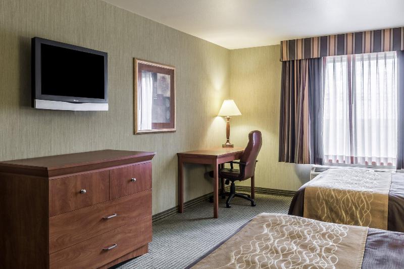فندق Comfort Inn & Suites Mitchell I 90
