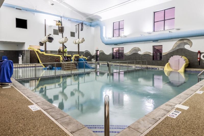 فندق Comfort Inn & Suites Mitchell I 90