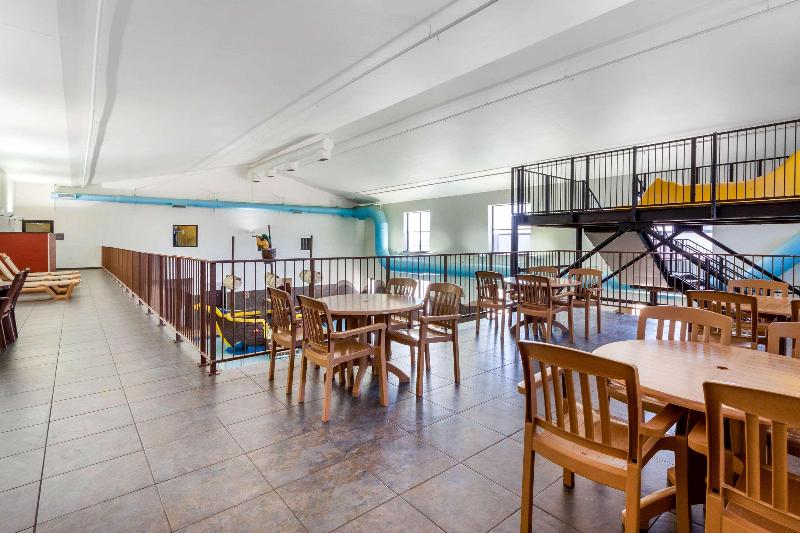 فندق Comfort Inn & Suites Mitchell I 90