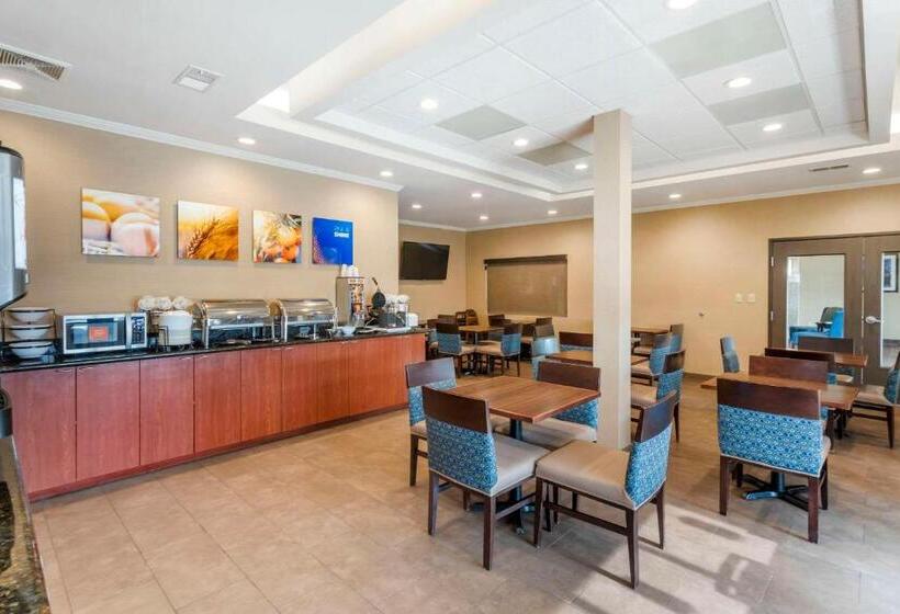 فندق Comfort Inn & Suites