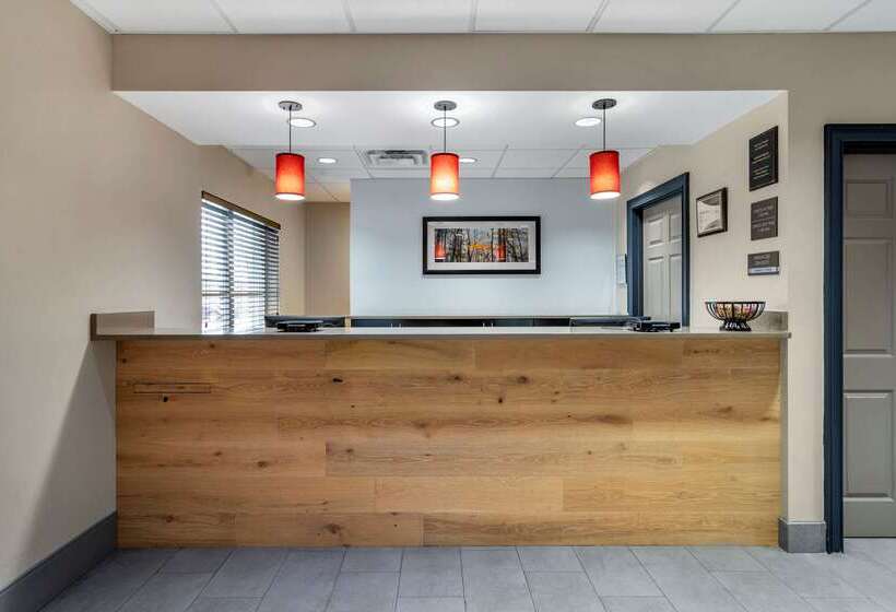 فندق Comfort Inn & Suites Calhoun South