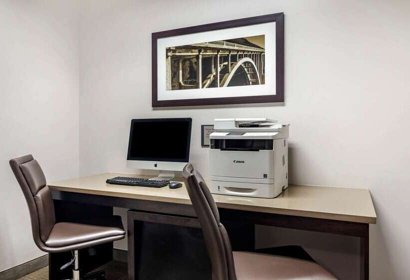 فندق Comfort Inn & Suites Calhoun South