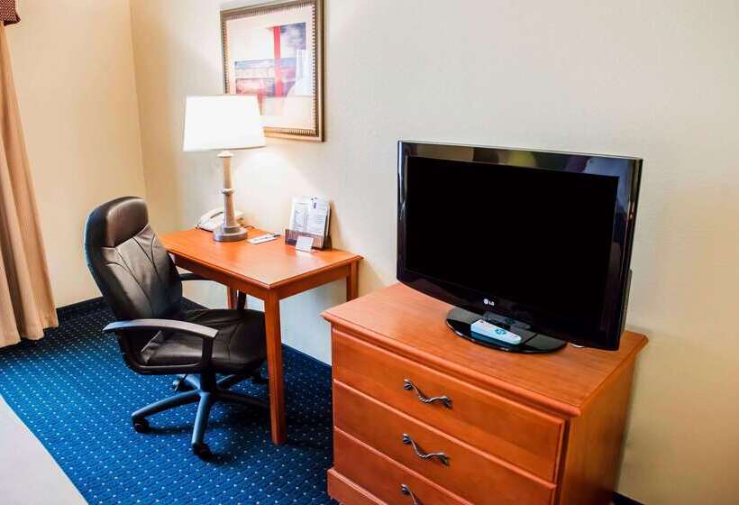 فندق Comfort Inn & Suites Chipley I10