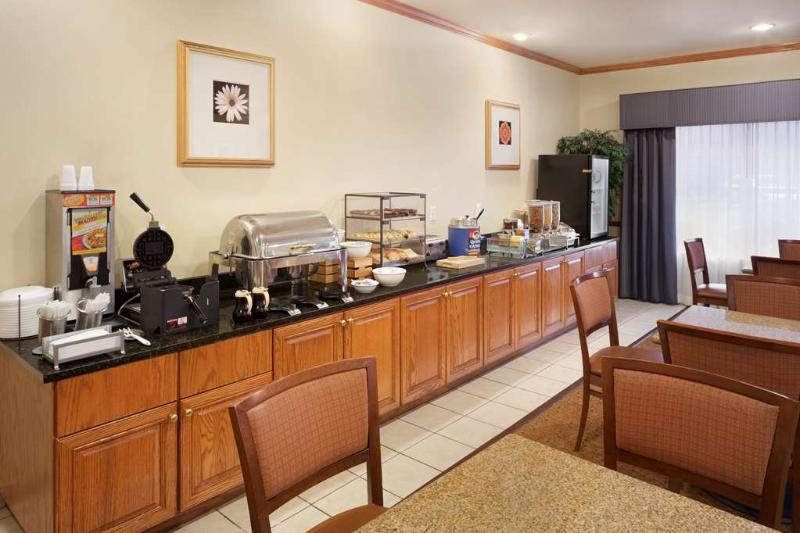 فندق Comfort Inn & Suites