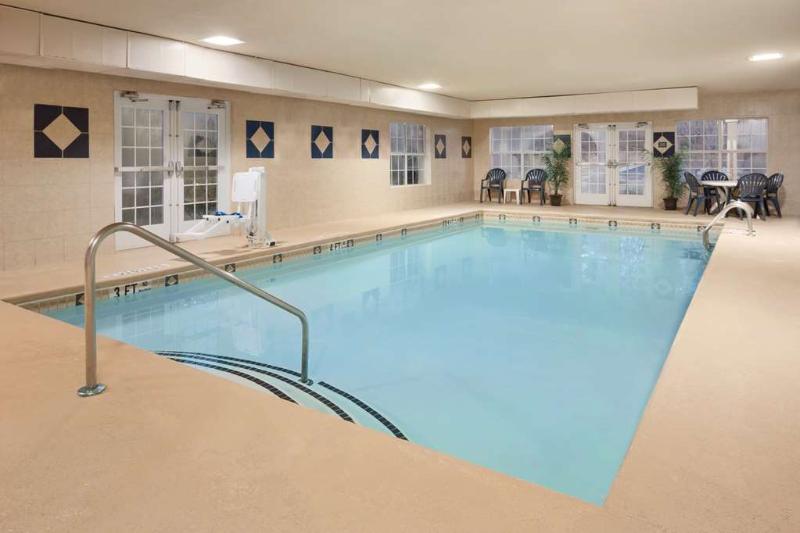 فندق Comfort Inn & Suites