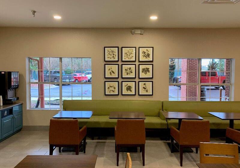 فندق Comfort Inn & Suites