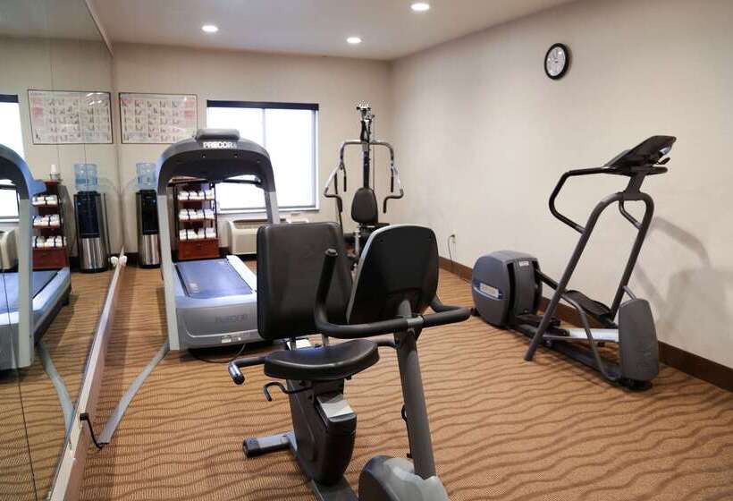 호텔 Comfort Inn & Suites Grinnell Near I80