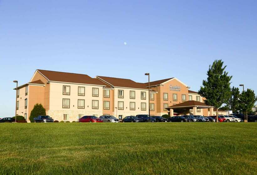 호텔 Comfort Inn & Suites Grinnell Near I80