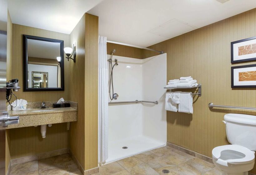 فندق Comfort Suites Kodak Sevierville