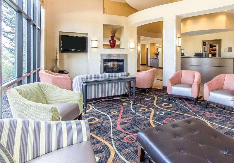 فندق Comfort Suites Kodak Sevierville