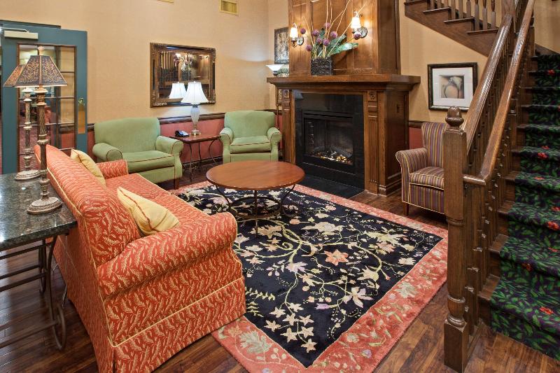 هتل Country Inn & Suites By Radisson, Grand Rapids East, Mi