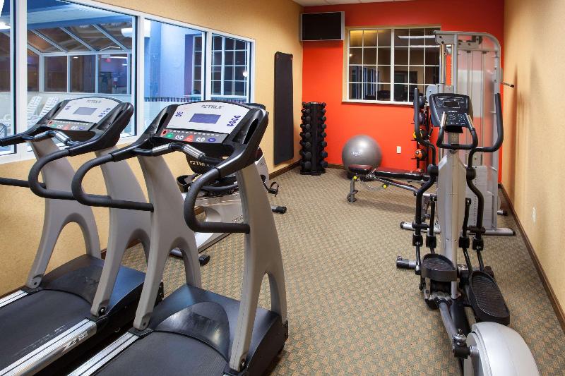 هتل Country Inn & Suites By Radisson, Grand Rapids East, Mi