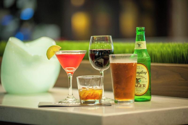 בית מלון כפרי Courtyard By Marriott Pensacola Downtown