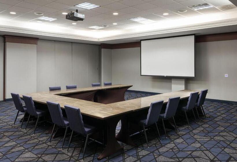 호텔 Courtyard By Marriott Wichita At Old Town