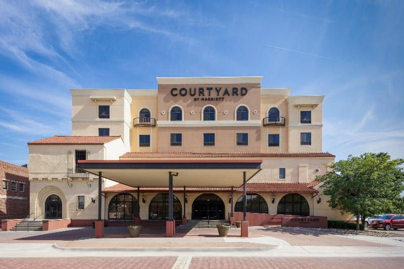 호텔 Courtyard By Marriott Wichita At Old Town
