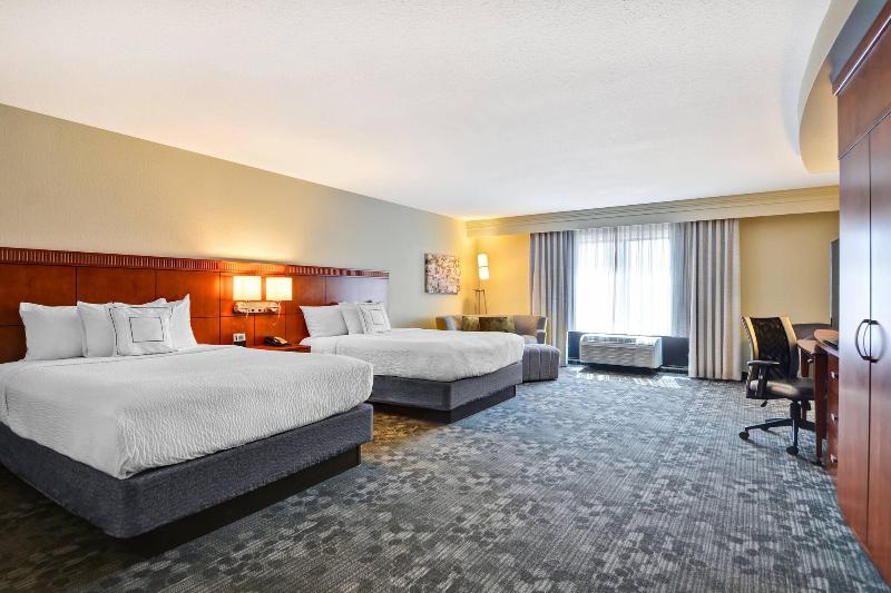 호텔 Courtyard By Marriott Wichita At Old Town