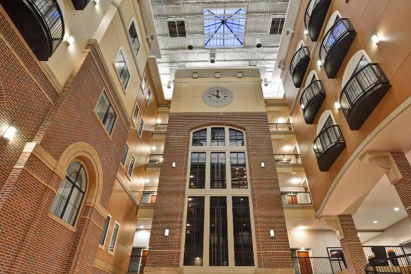 호텔 Courtyard By Marriott Wichita At Old Town