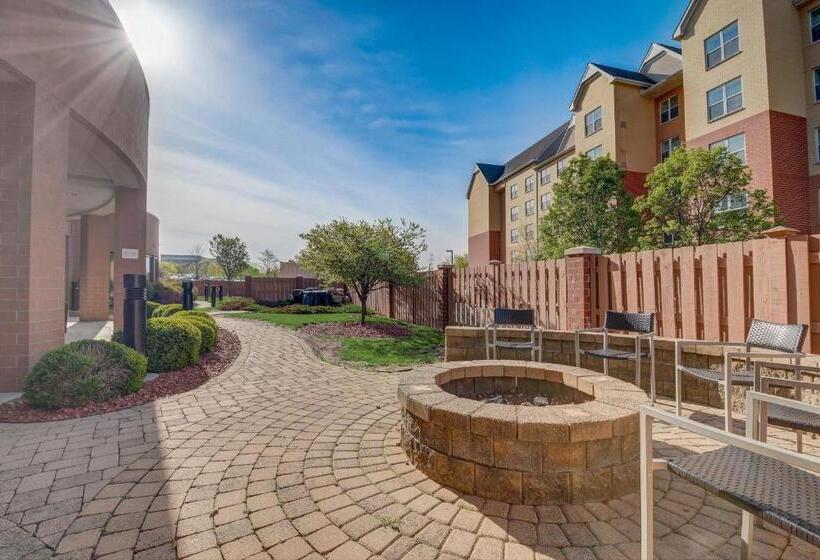 호텔 Courtyard Cincinnati North At Union Centre