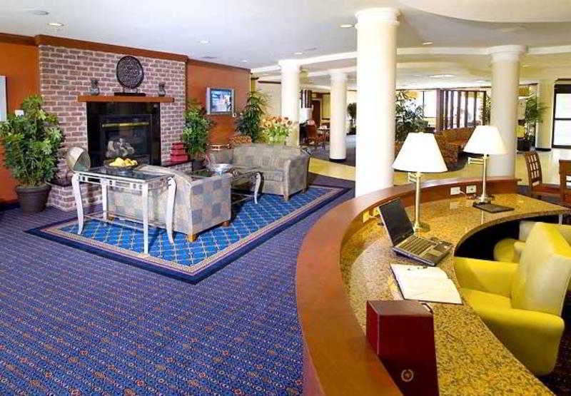 Отель Courtyard By Marriott Harrisburg West/mechanicsburg