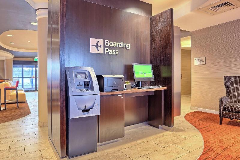 Отель Courtyard By Marriott Harrisburg West/mechanicsburg