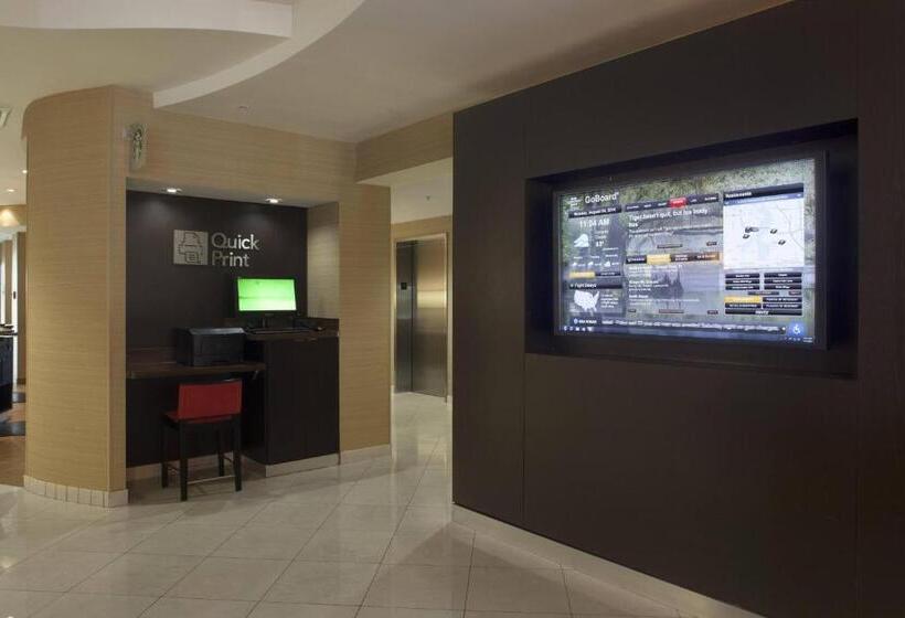 בית מלון כפרי Courtyard Jacksonville Orange Park